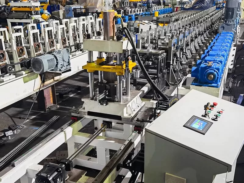 11 Essential Tips For Maximizing Efficiency With A Guide Rail Roll Forming Machine