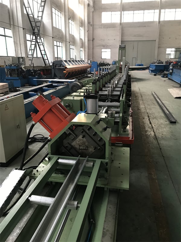 Aluminum Roll Forming Machine: The Ultimate Guide For 2025