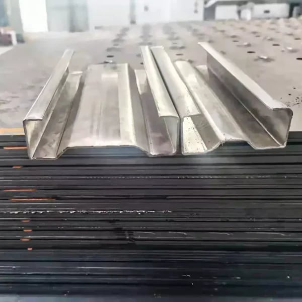 Máquina perfiladora de correas Sigma con ajuste automático de tamaño - Imagen 6