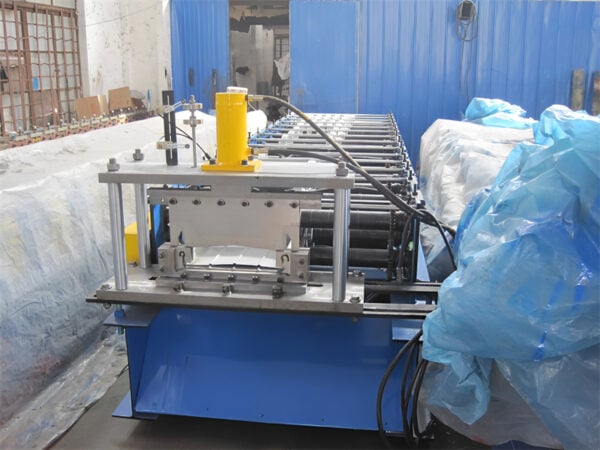 Máquina perfiladora de paneles de techo Bemo