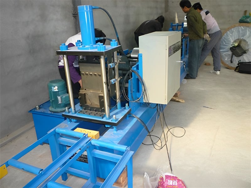 The Top 5 Reasons Why You Need A Gutter Roll Forming Machine