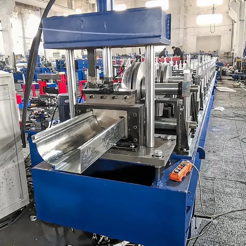14 Advantages Of Fence Roll Forming Machines