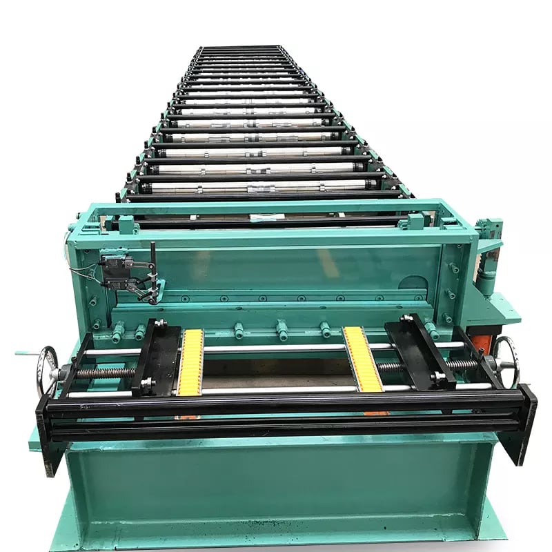 How To Choose A Roofing Roll Forming Machine?