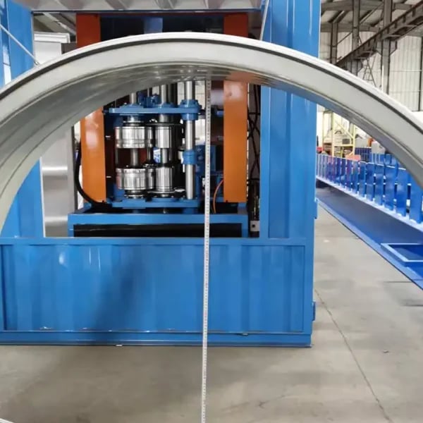 Machine de cintrage de panneaux de toiture à joint debout – Image 3