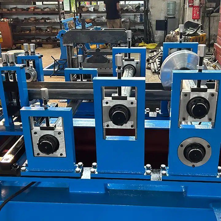 steel square pipe roll forming machine